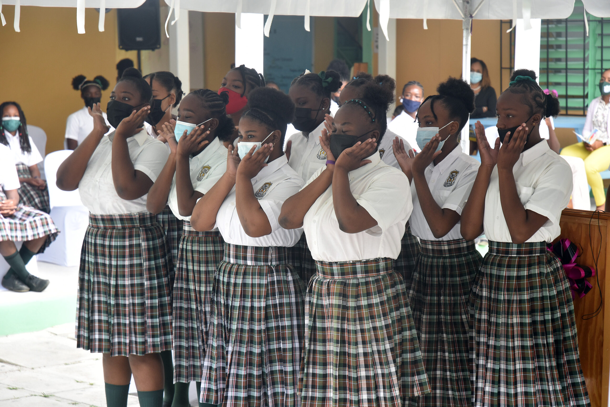 W. Young Junior High School recognizes 'World Poetry Day' – Magnetic Media - Vimarsana News