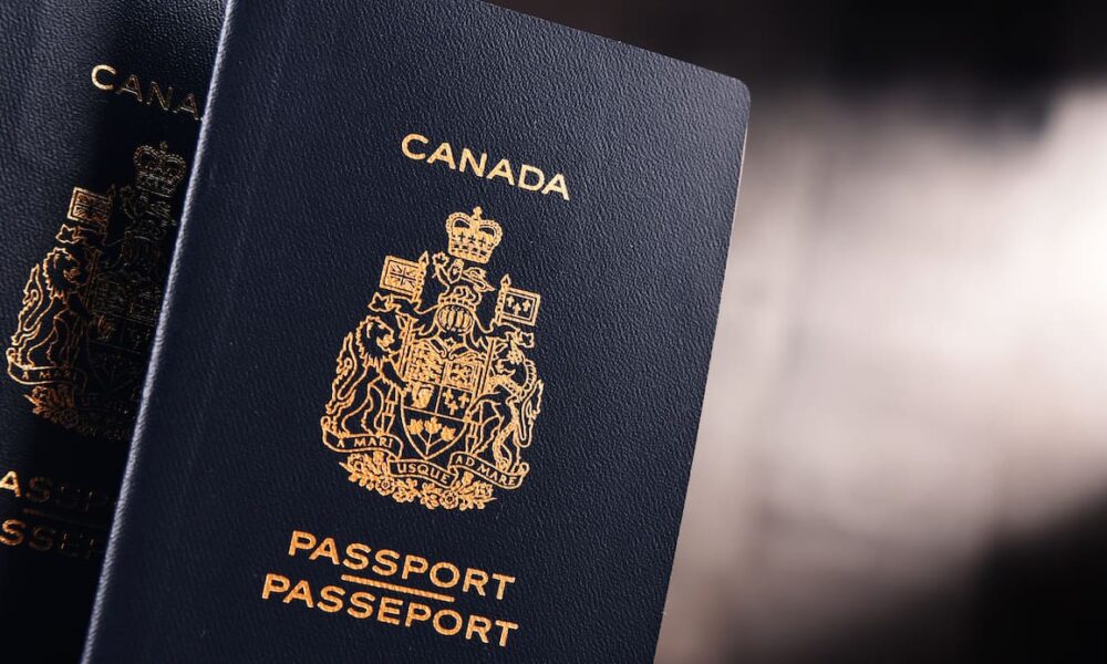 Canadian Passport 1000x600 