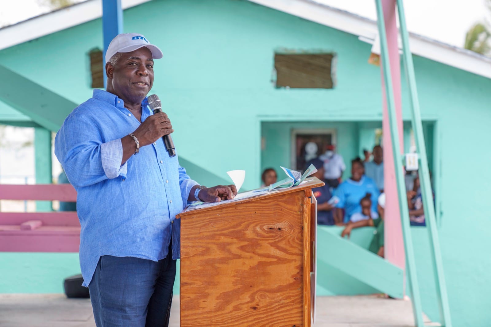 PM Davis Launches Nation-Wide Park Connect Free Wi-Fi - Vimarsana News
