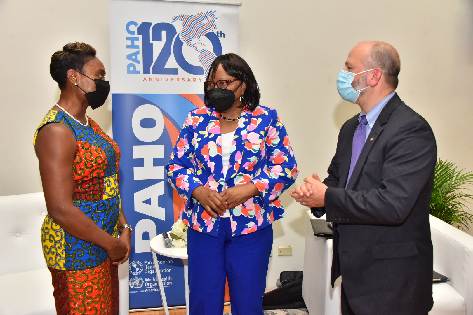 PAHO Director Encourages Medical Students to Prepare for Leadership Roles - Vimarsana News