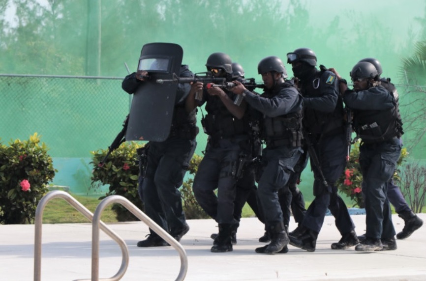 Bahamas Police first to answer call for help, as TCI grapples with deadly gang turf war - Vimarsana News