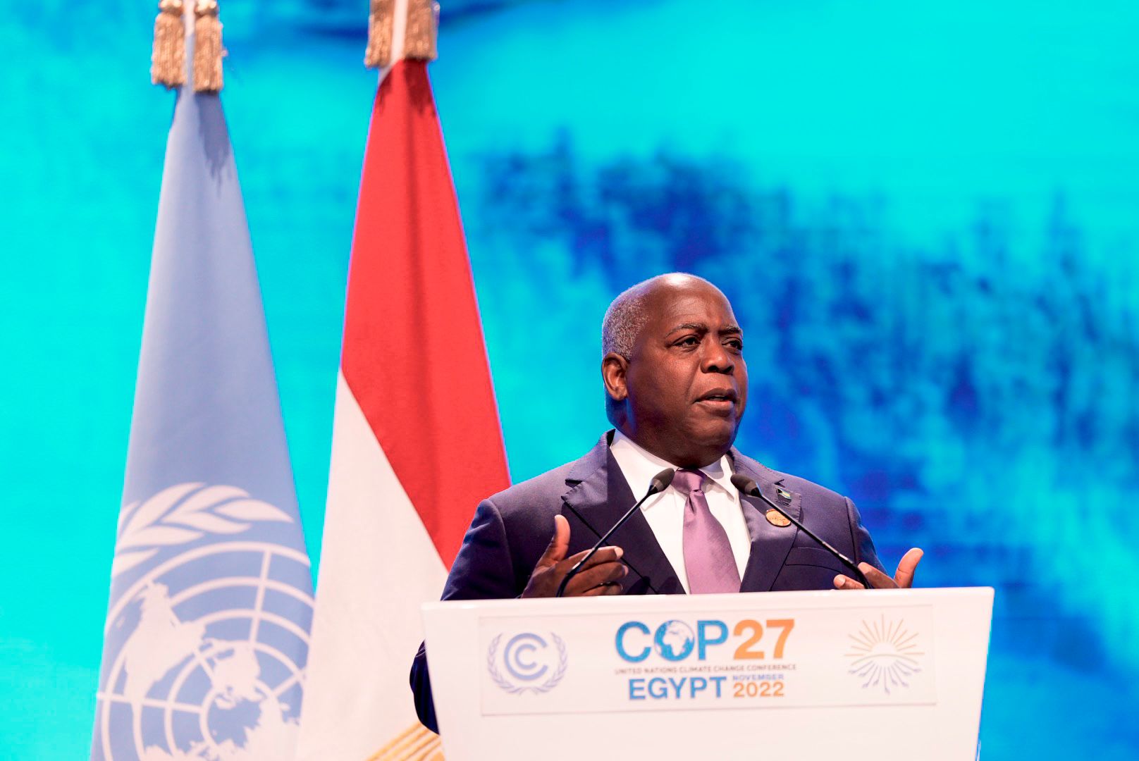 Prime Minister Davis Calls on World Leaders to 'Get Real' on Addressing Climate Change Issues – Magnetic Media - Vimarsana News