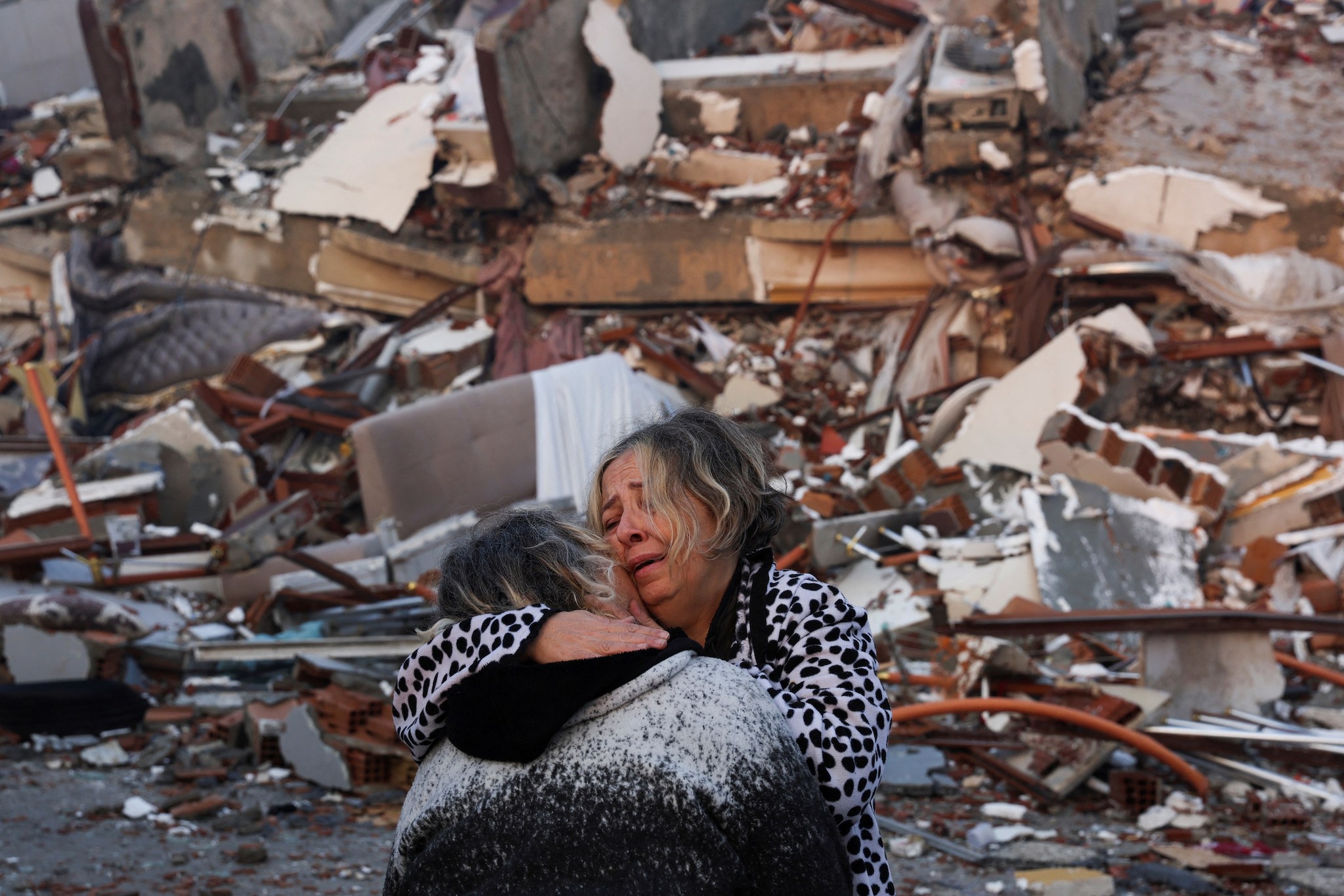 Turkey and Syria crumble; a Massive Death Toll attracts Massive Help - Vimarsana News