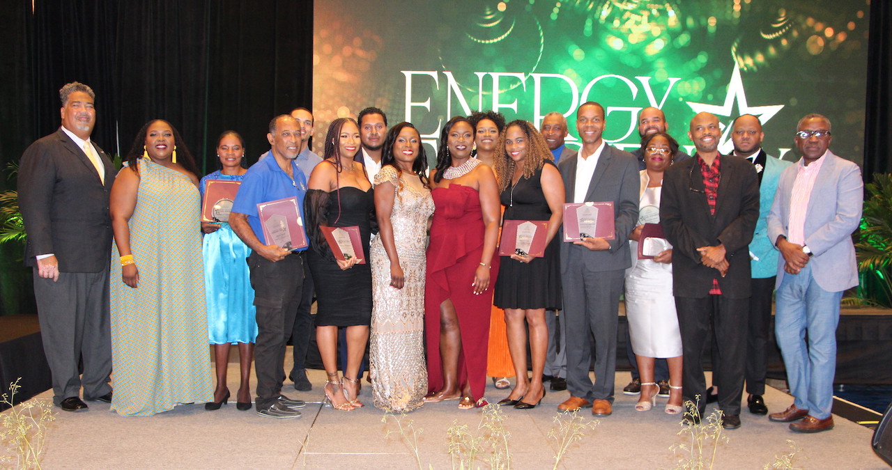 Ten Bahamian-Owned Businesses Receive Awards for Energy Efficiency; Three Receive Grants - Vimarsana News